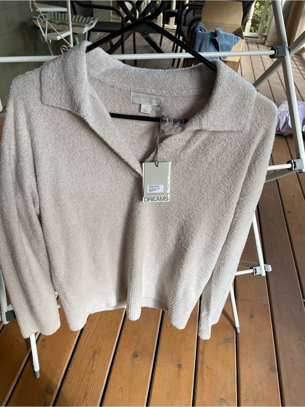 Barefoot Dreams Plush V-Neck Collar Sweater - Color: Malibu Mist
